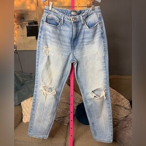 Good American Distressed Light Wash Jeans Size 10/30 Straight Relaxed Fit✨